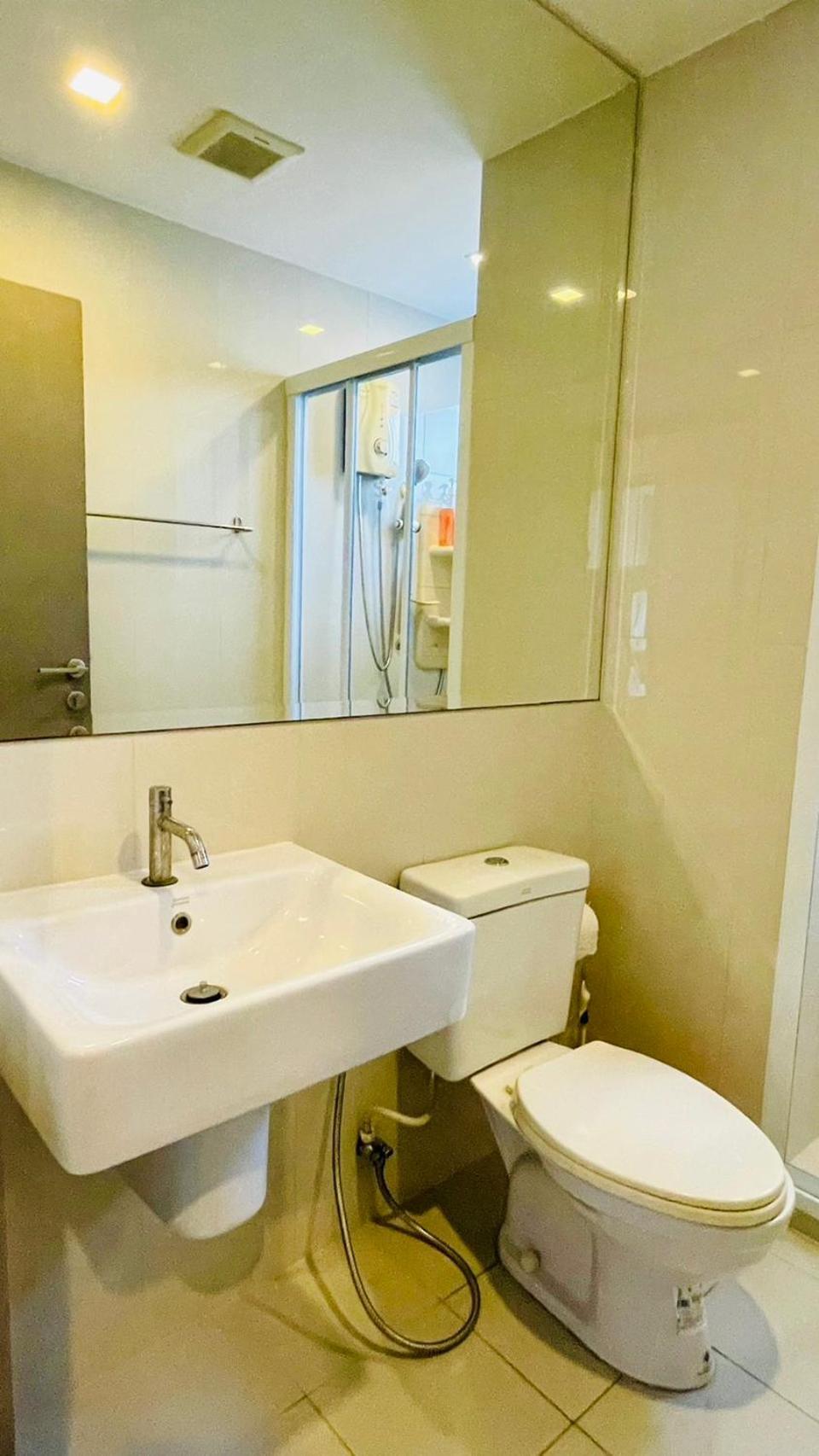 The Base Central Pattaya 2 Bed 2 Bath By Numam Exterior foto